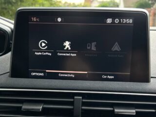 PEUGEOT 5008, photo 27