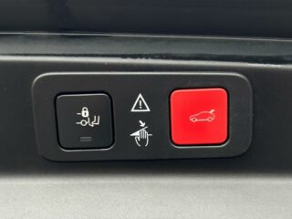 PEUGEOT 5008, photo 30