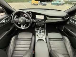 ALFA ROMEO Giulia, photo 16