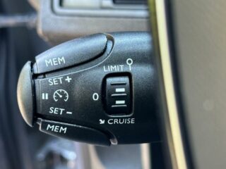 PEUGEOT 5008, photo 30